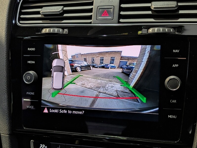 Volkswagen 2.0 TSI R Hatchback 5dr Petrol DSG 4Motion Euro 6 (s/s) (310 ps)