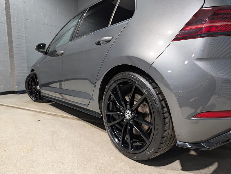 Volkswagen 2.0 TSI R Hatchback 5dr Petrol DSG 4Motion Euro 6 (s/s) (310 ps)