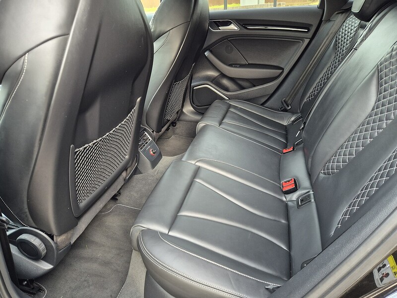 Audi 2.0 TFSI Sportback 5dr Petrol S Tronic quattro Euro 6 (s/s) (Nav) (300 ps)