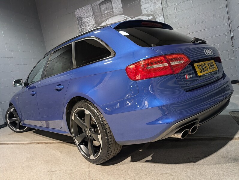 Audi 3.0 TFSI V6 Estate 5dr Petrol S Tronic quattro Euro 5 (s/s) (333 ps)