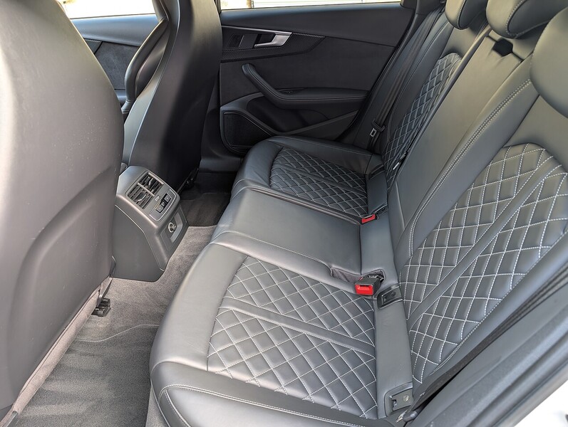 Audi 3.0 TFSI V6 Estate 5dr Petrol Tiptronic quattro Euro 6 (s/s) (354 ps)