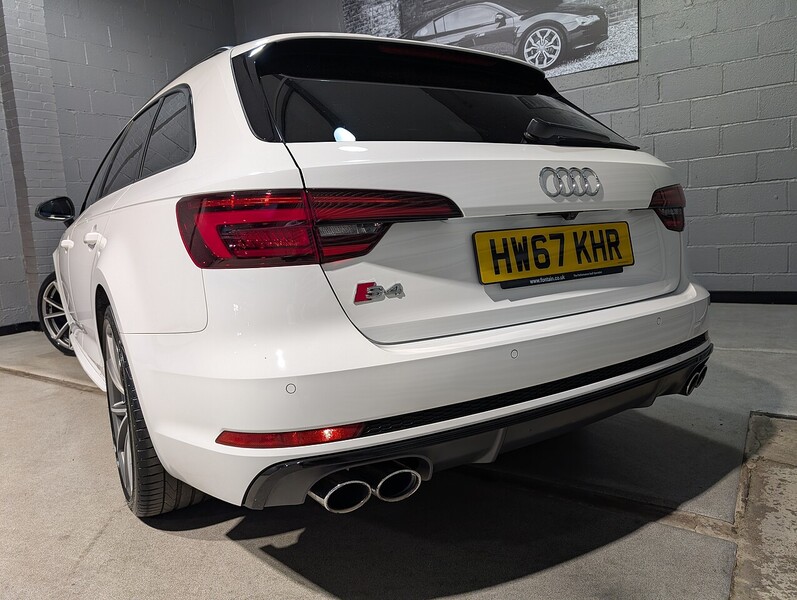 Audi 3.0 TFSI V6 Estate 5dr Petrol Tiptronic quattro Euro 6 (s/s) (354 ps)