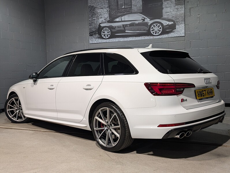 Audi 3.0 TFSI V6 Estate 5dr Petrol Tiptronic quattro Euro 6 (s/s) (354 ps)