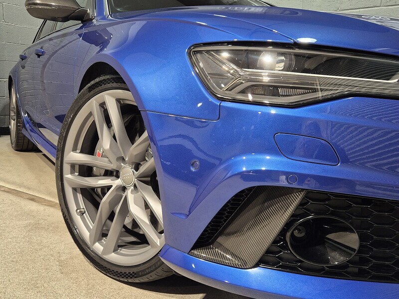 Audi 4.0 TFSI V8 Estate 5dr Petrol Tiptronic quattro Euro 6 (s/s) (560 ps)