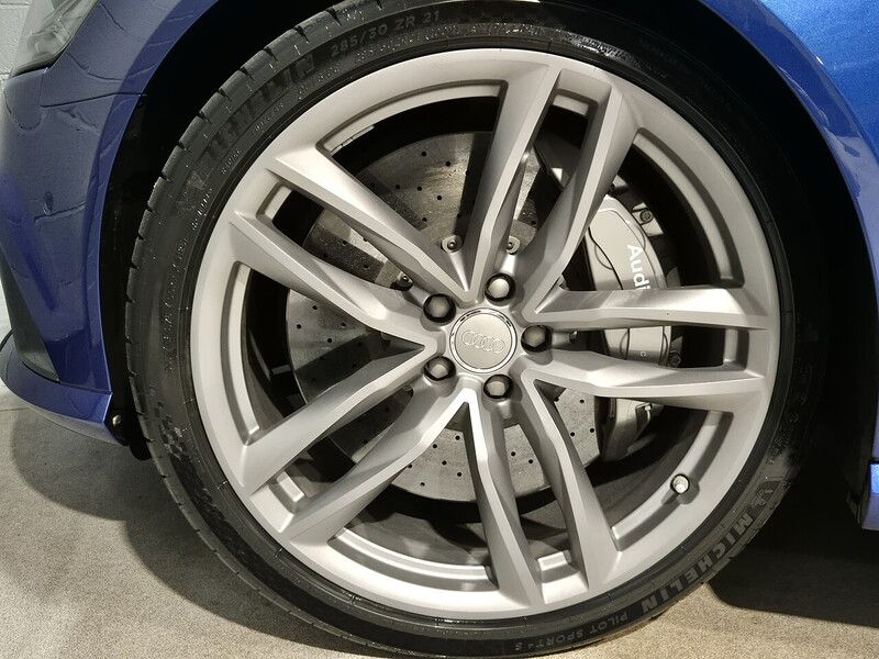 Audi 4.0 TFSI V8 Estate 5dr Petrol Tiptronic quattro Euro 6 (s/s) (560 ps)