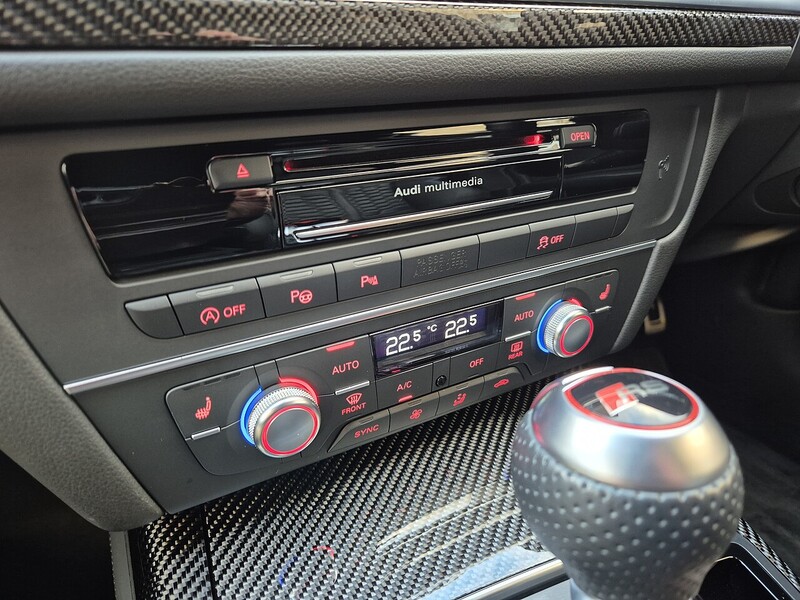 Audi 4.0 TFSI V8 Estate 5dr Petrol Tiptronic quattro Euro 6 (s/s) (560 ps)