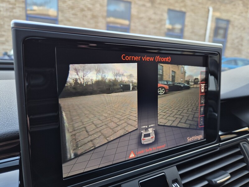 Audi 4.0 TFSI V8 Estate 5dr Petrol Tiptronic quattro Euro 6 (s/s) (560 ps)