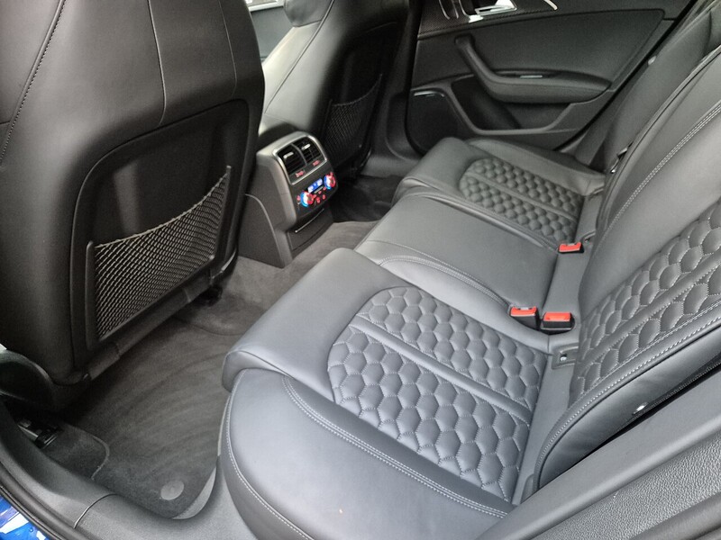 Audi 4.0 TFSI V8 Estate 5dr Petrol Tiptronic quattro Euro 6 (s/s) (560 ps)