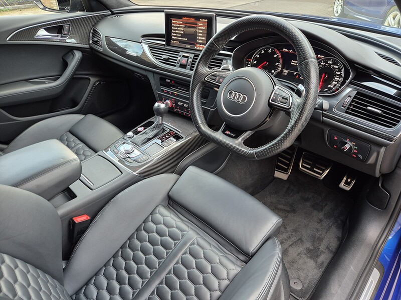 Audi 4.0 TFSI V8 Estate 5dr Petrol Tiptronic quattro Euro 6 (s/s) (560 ps)