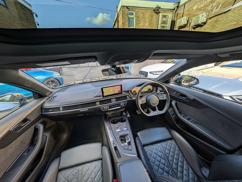 Audi 3.0 TFSI V6 Estate 5dr Petrol Tiptronic quattro Euro 6 (s/s) (354 ps)