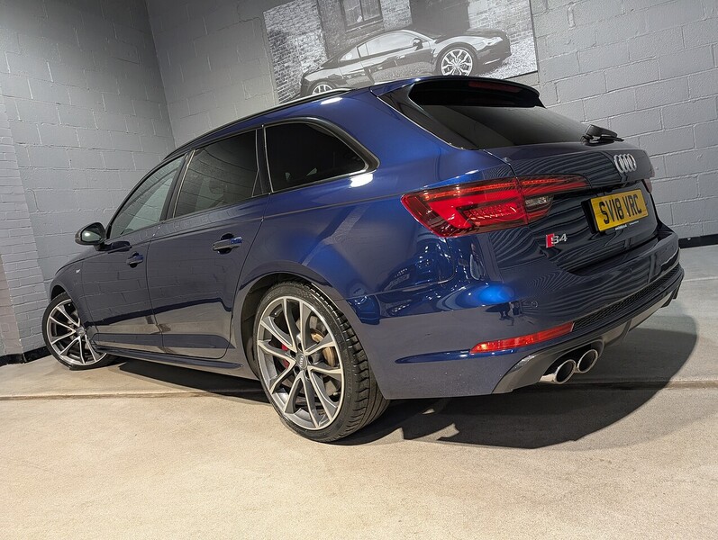 Audi 3.0 TFSI V6 Estate 5dr Petrol Tiptronic quattro Euro 6 (s/s) (354 ps)