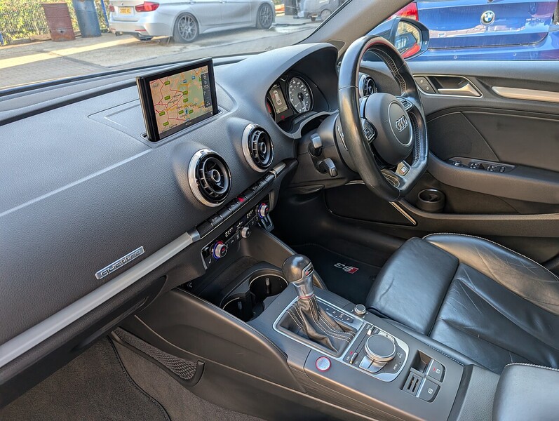 Audi 2.0 TFSI Sportback 5dr Petrol S Tronic quattro Euro 6 (s/s) (Nav) (300 ps)