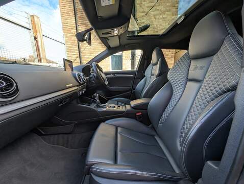 Audi 2.0 TFSI Sportback 5dr Petrol S Tronic quattro Euro 6 (s/s) (Nav) (300 ps)