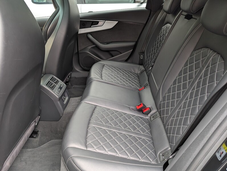 Audi 3.0 TFSI V6 Estate 5dr Petrol Tiptronic quattro Euro 6 (s/s) (354 ps)