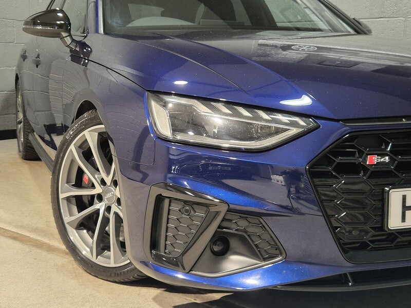Audi 3.0 TDI V6 Estate 5dr Diesel Tiptronic quattro Euro 6 (s/s) (347 ps)