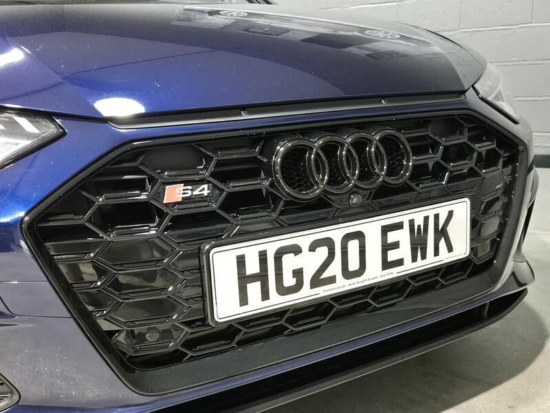 Audi 3.0 TDI V6 Estate 5dr Diesel Tiptronic quattro Euro 6 (s/s) (347 ps)