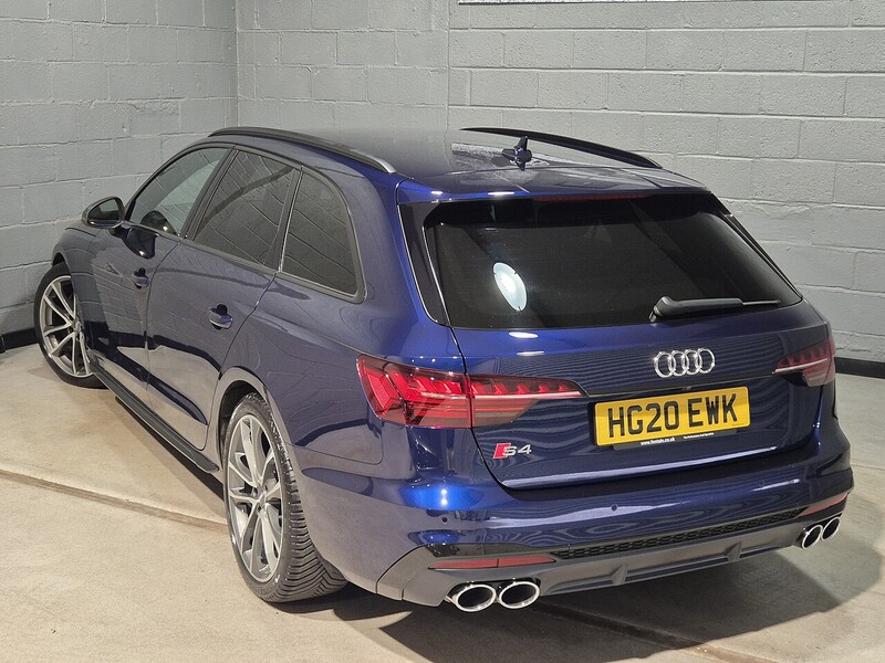 Audi 3.0 TDI V6 Estate 5dr Diesel Tiptronic quattro Euro 6 (s/s) (347 ps)