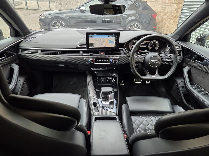 Audi 3.0 TDI V6 Estate 5dr Diesel Tiptronic quattro Euro 6 (s/s) (347 ps)