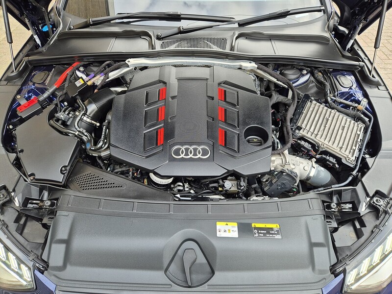 Audi 3.0 TDI V6 Estate 5dr Diesel Tiptronic quattro Euro 6 (s/s) (347 ps)