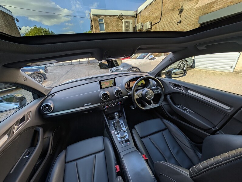 Audi 2.0 TFSI Black Edition Sportback 5dr Petrol S Tronic quattro Euro 6 (s/s) (300 ps)