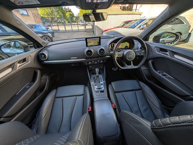 Audi 2.0 TFSI Black Edition Sportback 5dr Petrol S Tronic quattro Euro 6 (s/s) (300 ps)