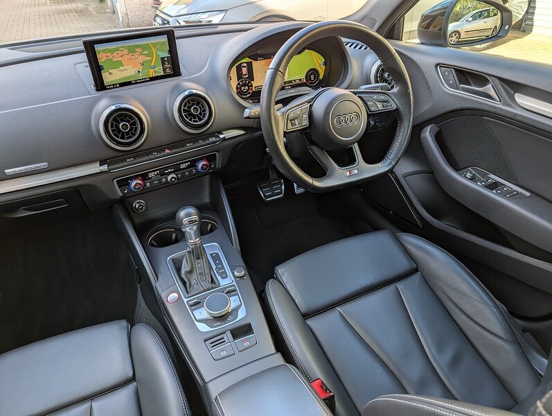 Audi 2.0 TFSI Black Edition Sportback 5dr Petrol S Tronic quattro Euro 6 (s/s) (300 ps)