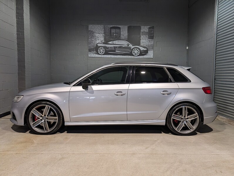 Audi 2.0 TFSI Black Edition Sportback 5dr Petrol S Tronic quattro Euro 6 (s/s) (300 ps)