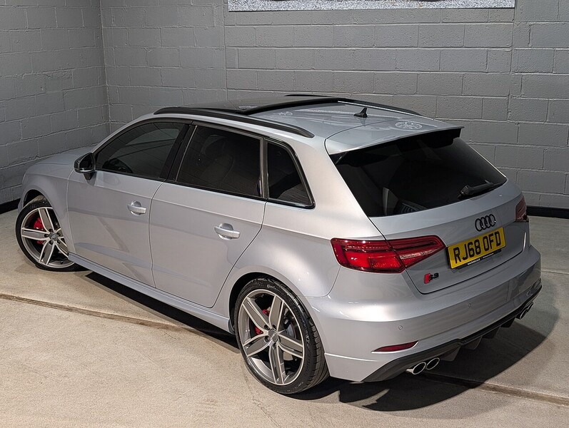 Audi 2.0 TFSI Black Edition Sportback 5dr Petrol S Tronic quattro Euro 6 (s/s) (300 ps)