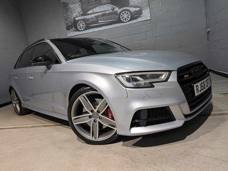 Audi 2.0 TFSI Black Edition Sportback 5dr Petrol S Tronic quattro Euro 6 (s/s) (300 ps)