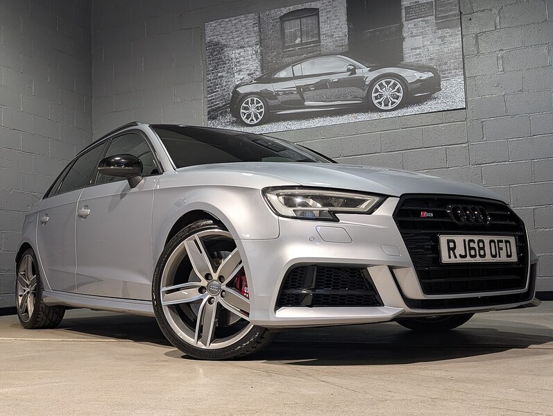 Audi 2.0 TFSI Black Edition Sportback 5dr Petrol S Tronic quattro Euro 6 (s/s) (300 ps)