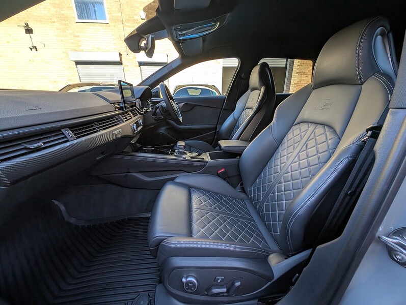 Audi 3.0 TDI V6 Estate 5dr Diesel Tiptronic quattro Euro 6 (s/s) (347 ps)