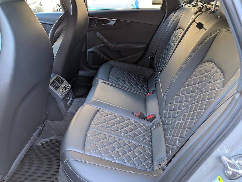 Audi 3.0 TDI V6 Estate 5dr Diesel Tiptronic quattro Euro 6 (s/s) (347 ps)