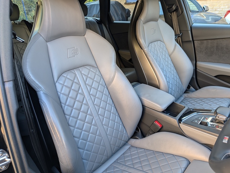 Audi 3.0 TFSI V6 Estate 5dr Petrol Tiptronic quattro Euro 6 (s/s) (354 ps)