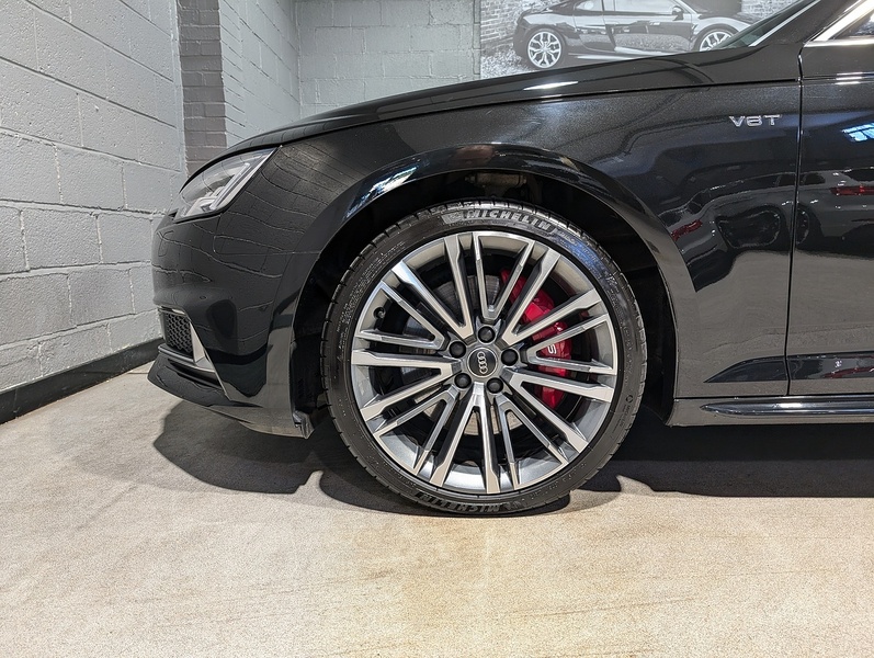 Audi 3.0 TFSI V6 Estate 5dr Petrol Tiptronic quattro Euro 6 (s/s) (354 ps)