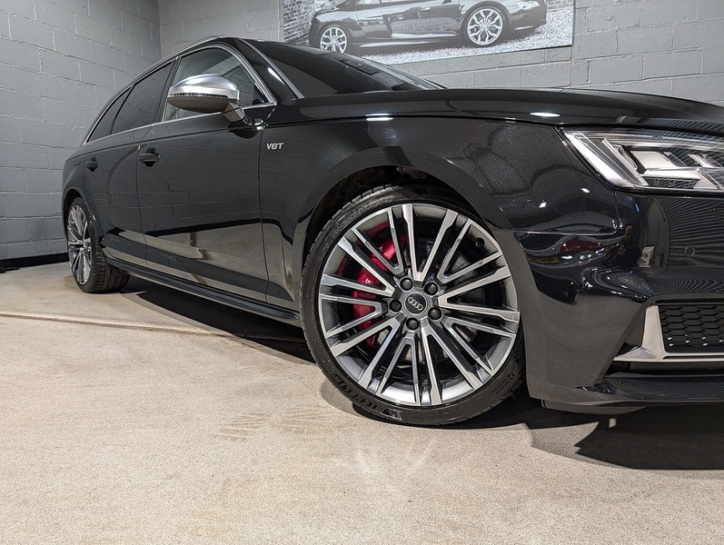 Audi 3.0 TFSI V6 Estate 5dr Petrol Tiptronic quattro Euro 6 (s/s) (354 ps)