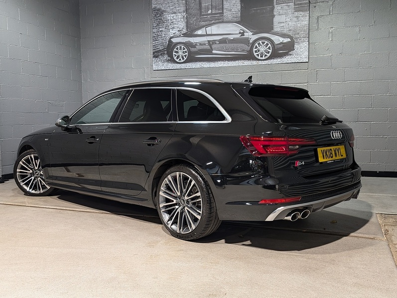 Audi 3.0 TFSI V6 Estate 5dr Petrol Tiptronic quattro Euro 6 (s/s) (354 ps)