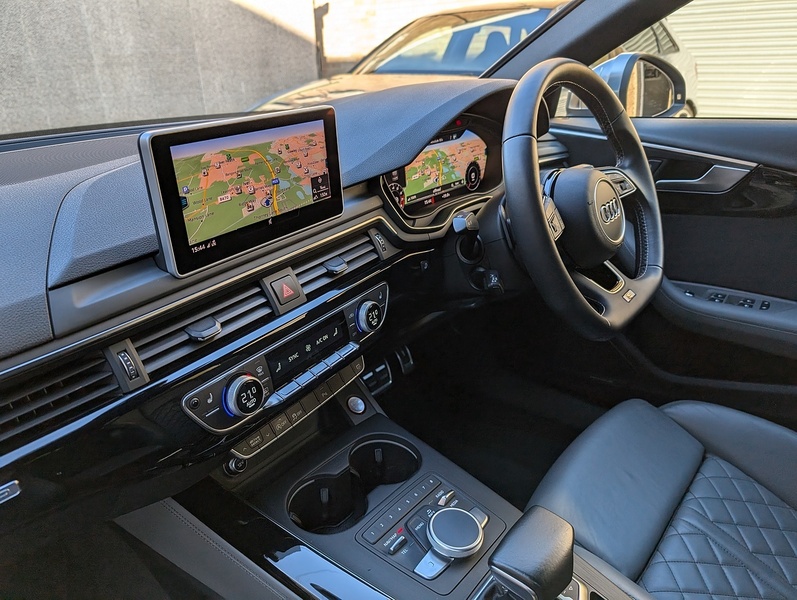 Audi 3.0 TFSI V6 Estate 5dr Petrol Tiptronic quattro Euro 6 (s/s) (354 ps)