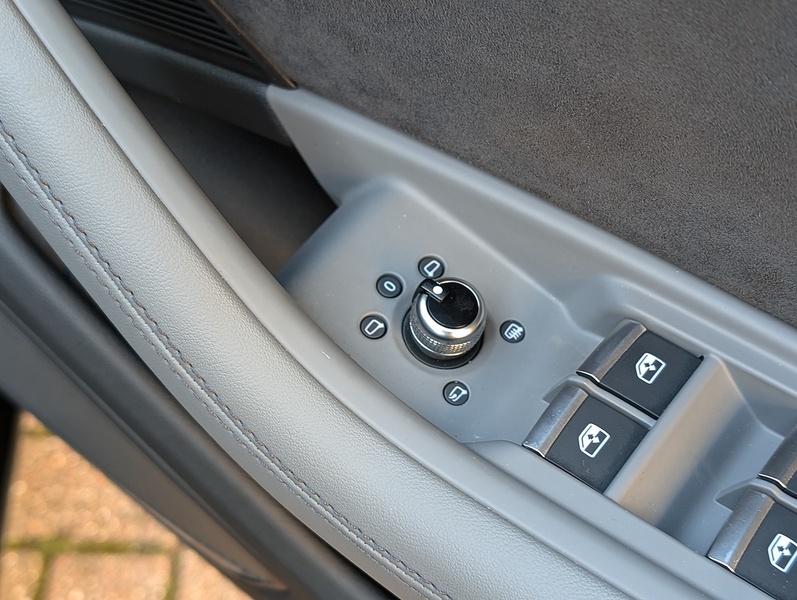 Audi 3.0 TFSI V6 Estate 5dr Petrol Tiptronic quattro Euro 6 (s/s) (354 ps)