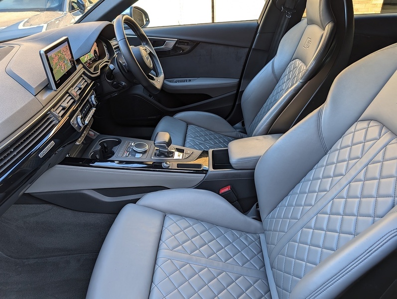 Audi 3.0 TFSI V6 Estate 5dr Petrol Tiptronic quattro Euro 6 (s/s) (354 ps)