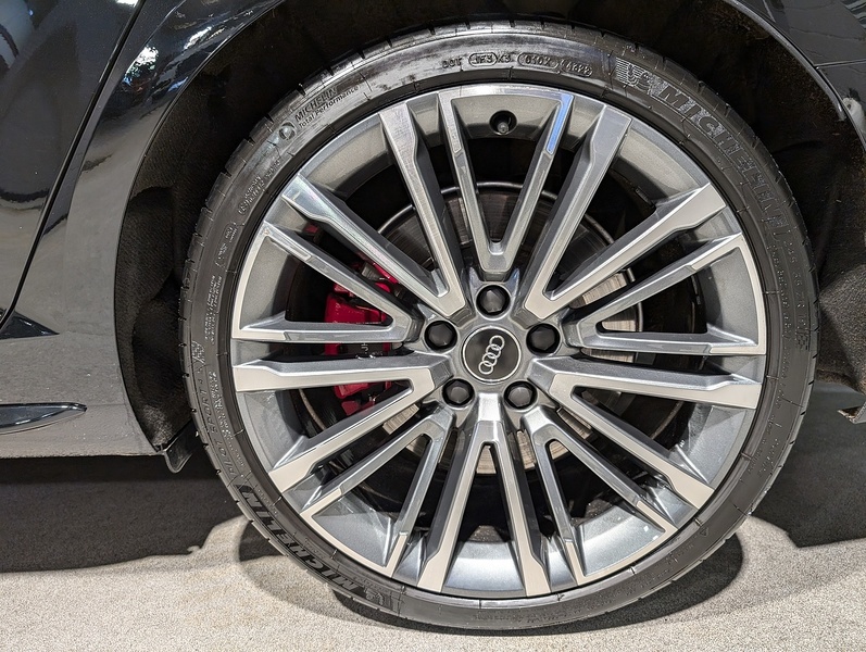 Audi 3.0 TFSI V6 Estate 5dr Petrol Tiptronic quattro Euro 6 (s/s) (354 ps)