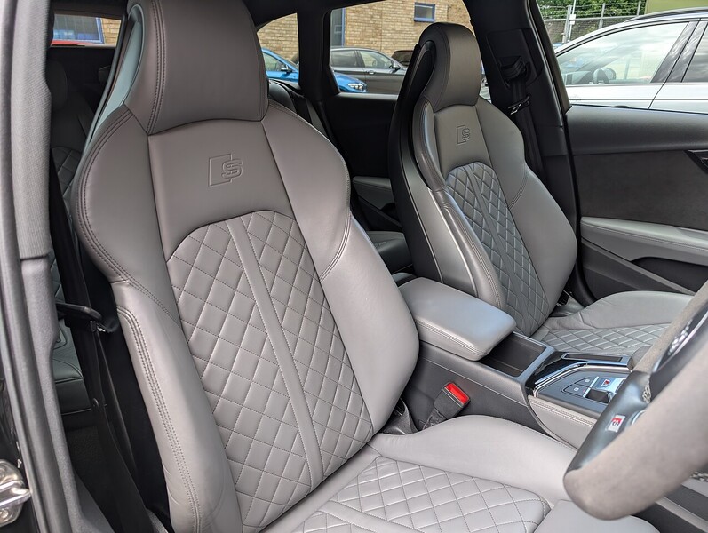Audi 3.0 TFSI V6 Estate 5dr Petrol Tiptronic quattro Euro 6 (s/s) (354 ps)