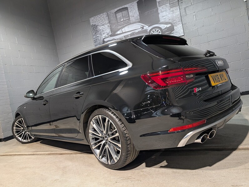 Audi 3.0 TFSI V6 Estate 5dr Petrol Tiptronic quattro Euro 6 (s/s) (354 ps)