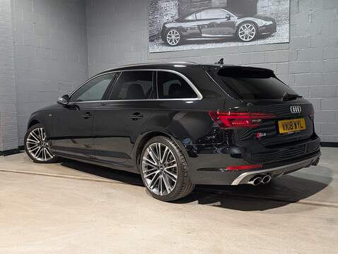 Audi 3.0 TFSI V6 Estate 5dr Petrol Tiptronic quattro Euro 6 (s/s) (354 ps)
