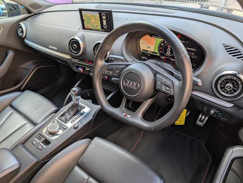 Audi 2.0 TFSI Black Edition Sportback 5dr Petrol S Tronic quattro Euro 6 (s/s) (310 ps)