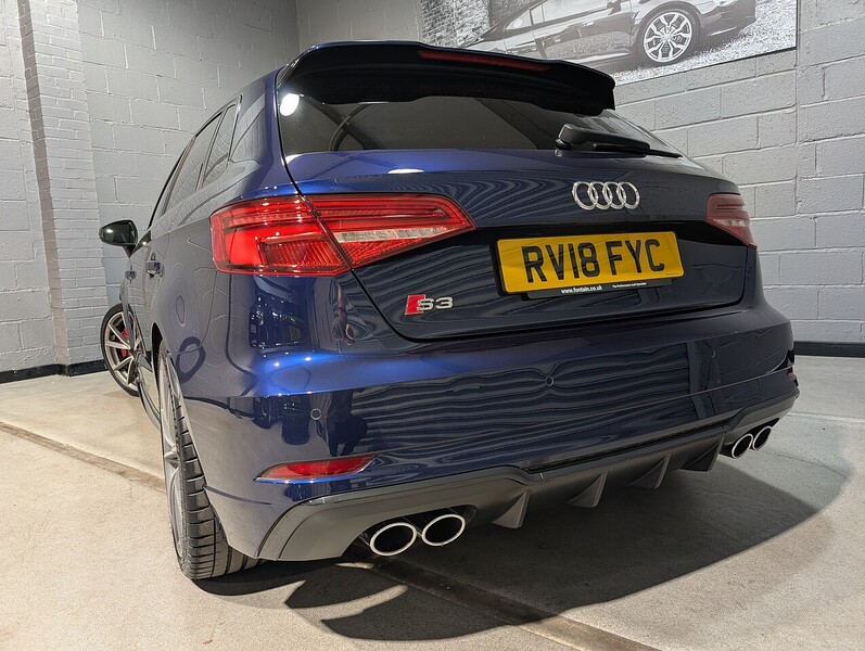 Audi 2.0 TFSI Black Edition Sportback 5dr Petrol S Tronic quattro Euro 6 (s/s) (310 ps)