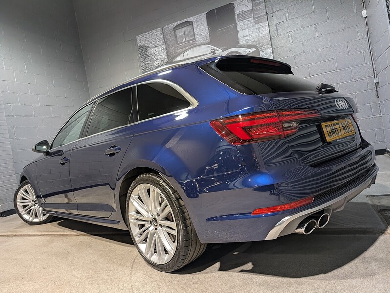 Audi 3.0 TFSI V6 Estate 5dr Petrol Tiptronic quattro Euro 6 (s/s) (354 ps)