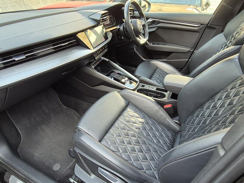 Audi 2.0 TFSI Sportback 5dr Petrol S Tronic quattro Euro 6 (s/s) (310 ps)