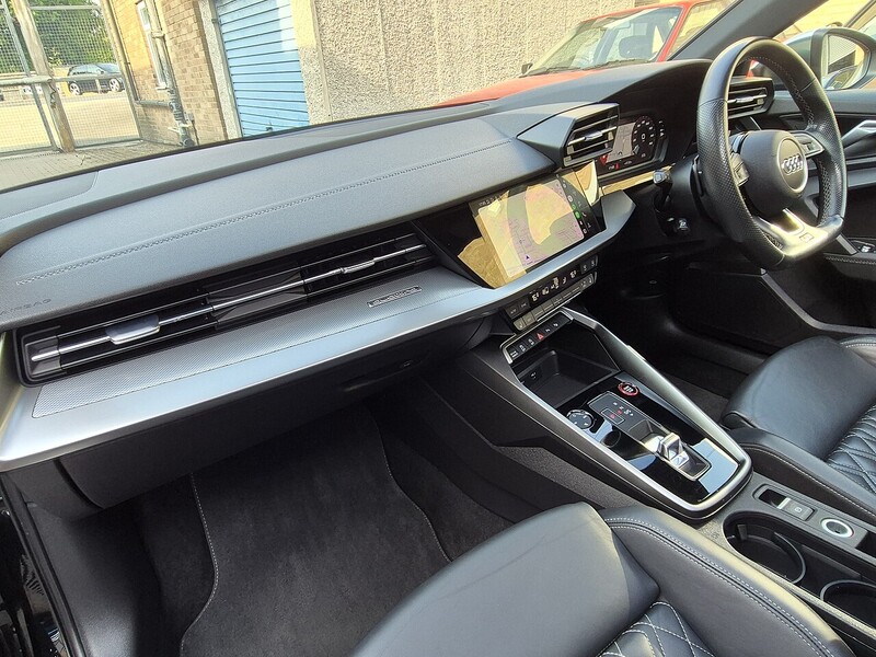 Audi 2.0 TFSI Sportback 5dr Petrol S Tronic quattro Euro 6 (s/s) (310 ps)