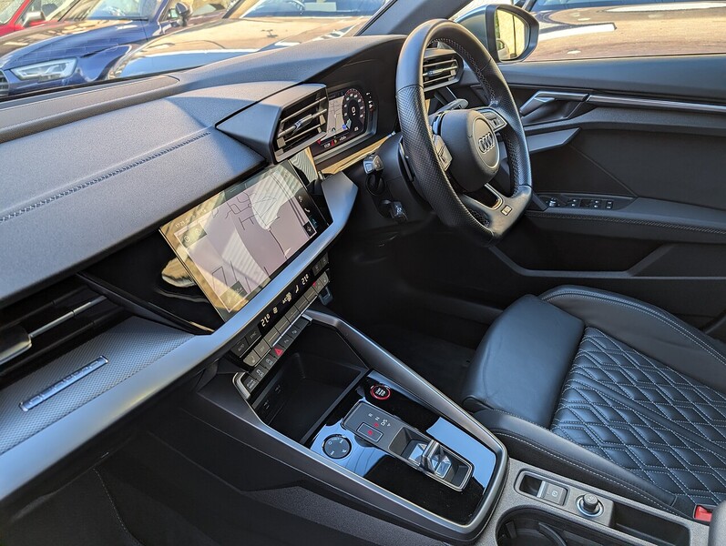 Audi 2.0 TFSI Sportback 5dr Petrol S Tronic quattro Euro 6 (s/s) (310 ps)