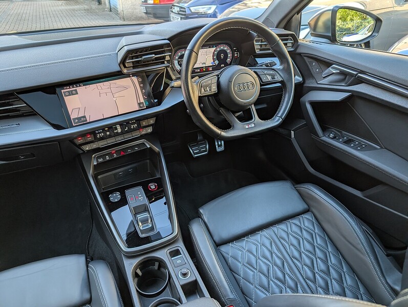 Audi 2.0 TFSI Sportback 5dr Petrol S Tronic quattro Euro 6 (s/s) (310 ps)